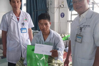 BSCKI. Kpă Yan tặng quà bệnh nhân Kỷ niệm 71 năm Ngày thày thuốc việt nam (27/02/1955 – 27/02/2026)